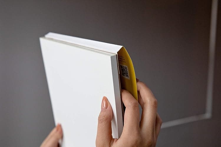 Strathmore 300 Series Tracing Paper Pad, Tape Bound, 9x12 inches, 50 Sheets (25lb/41g) - Artist Paper for Adults and Students thumbnail 3