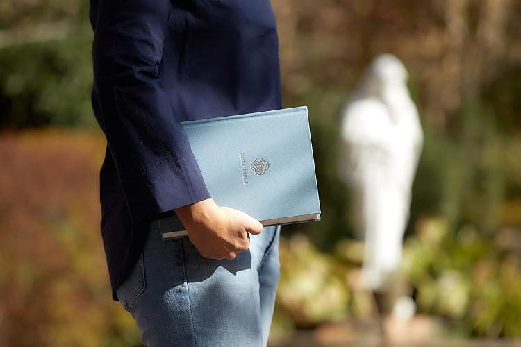 NRSV, Catholic Bible, Journal Edition, Cloth over Board, Blue, Comfort Print: Holy Bible thumbnail 12