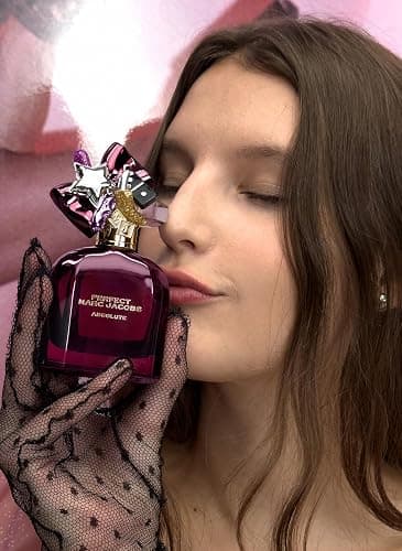 Marc Jacobs Perfect Absolute Eau de Parfum – Ambery Women's Perfume – With Notes Caramelized Fig Accord, Jasmine Absolu & Rich Amber Accord thumbnail 3