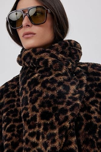 Gottex Beach Life The Button-Up Cozy Coat - Front button closure, Foldable collar for extra warmth, Double fabric front thumbnail 7