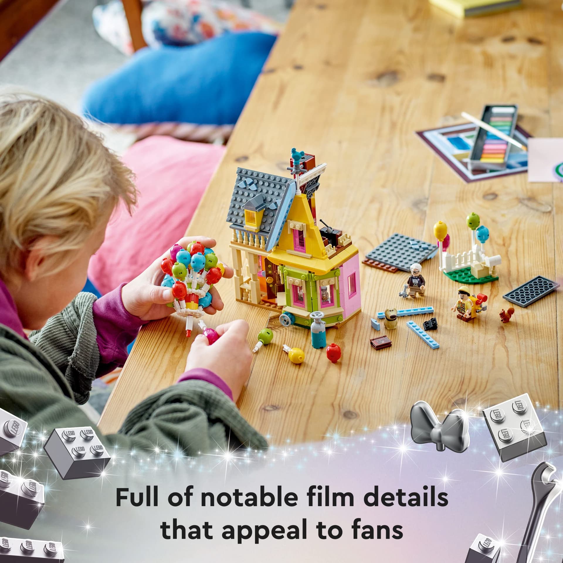 43217 LEGO® ǀ Disney e Pixar Casa de “Up - Altas Aventuras”; Conjunto de Construção (598 Peças) thumbnail 3