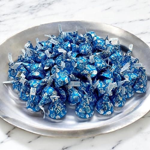 Cookies & Cream Kiss -1.5 lbs Blue Foil Individually Wrapped Kiss for Halloween, Birthdays, Christmas, Easter Parties, Events, and Candy Buffets - Classic Kiss White Chocolate and Crunchy Cookie Bites, Perfect for Sharing(24 oz) thumbnail 4