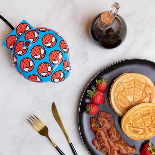 Uncanny Brands Marvel Spider-Man Mini Waffle Maker - Marvel Kitchen Appliance - Image 1