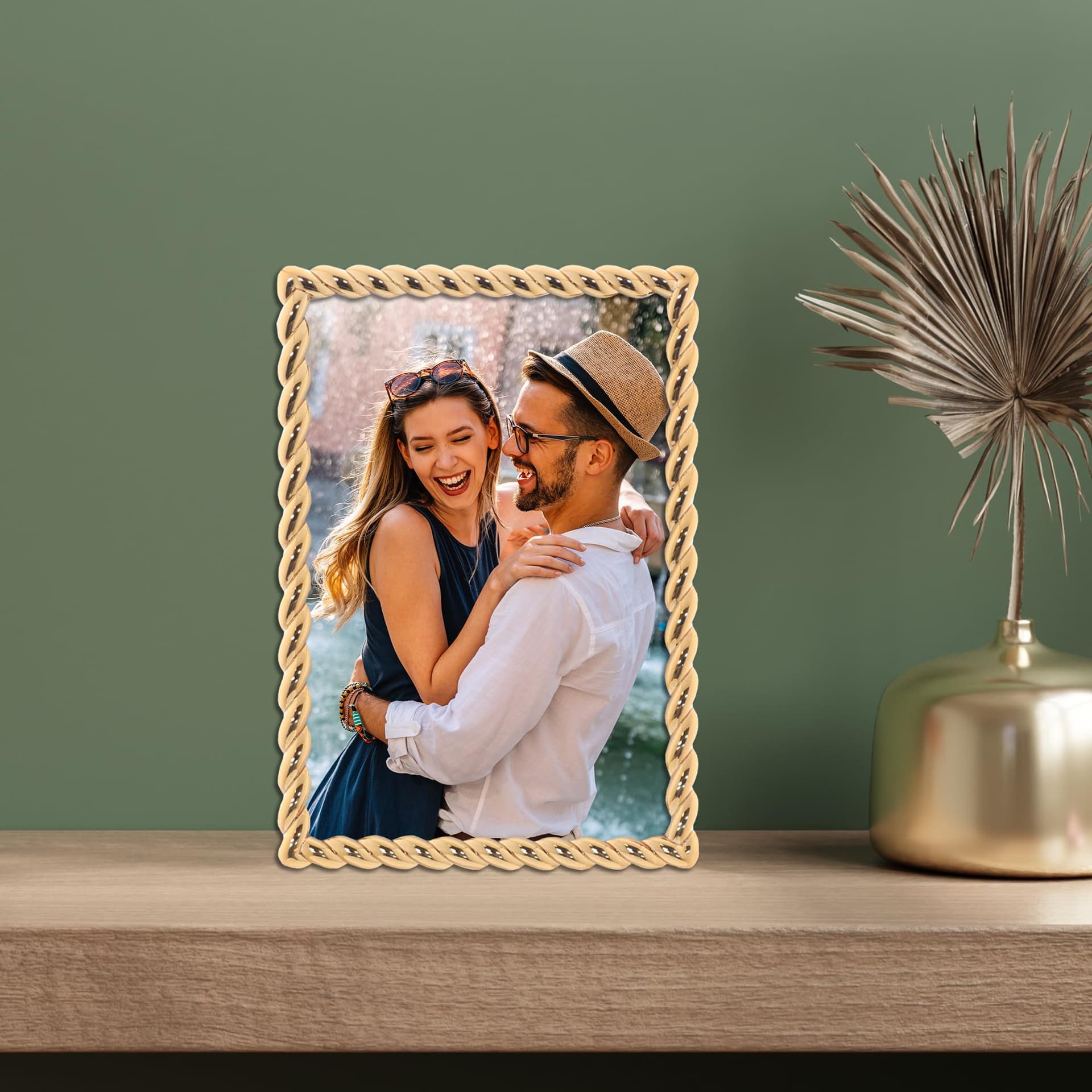 4x6 Golden Rope Picture Frame thumbnail 2