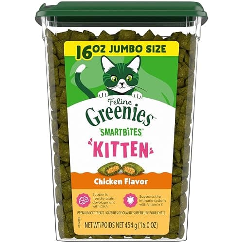 Greenies Feline Smartbites Healthy Kitten Treats for Indoor Kittens, Crunchy and Soft Natural Cat Treats, Chicken Flavor, 16 oz. Tub - Image 1