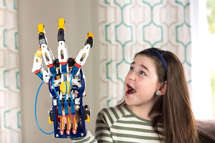 Thames & Kosmos Mega Cyborg Hand STEM Experiment Kit | Build Your Own GIANT Hydraulic Amazing Gripping Capabilities Adjustable for Different Sizes Learn Pneumatic Systems thumbnail 6