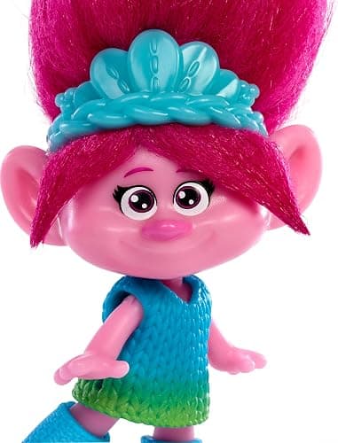 Mattel DreamWorks Trolls Band Together Toys, Best of Friends Pack with 5 Small Dolls & 2 Character Figures, Includes Queen Poppy Doll (Amazon Exclusive) thumbnail 2