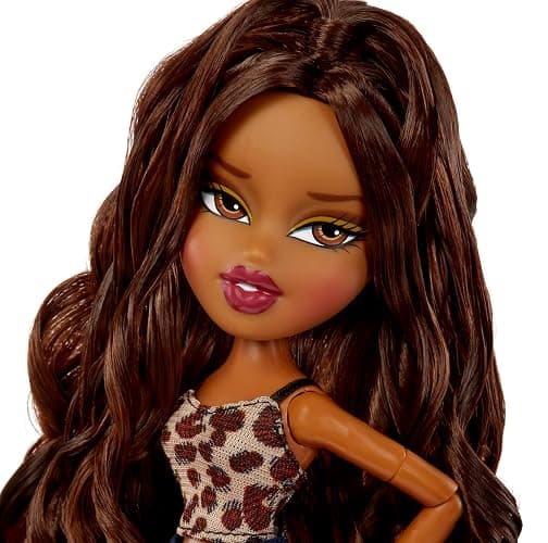 Bratz Goin’ Out! Sasha Fashion Doll with Accessories thumbnail 6