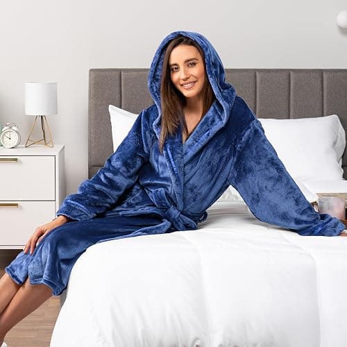 PAVILIA Robes For Women, Fleece Soft Fluffy Bathrobe, Plush Cozy Long Spa Robe thumbnail 7