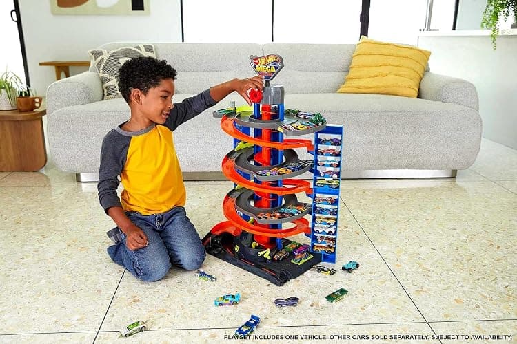 Hot Wheels City Mega Garage Playset with Corkscrew Elevator & Storage for 60+ Cars, Includes 1 Hot Wheels 1:64 Scale Vehicle, Gift for Kids 4 Years Old & Up, HFH03 thumbnail 2