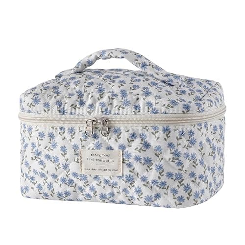 uekeboag Large Travel Quilted Makeup Bag for Women, Floral Cotton Cosmetic Bag, Coquette Aesthetic Floral Toiletry Organizer Bag - Image 1