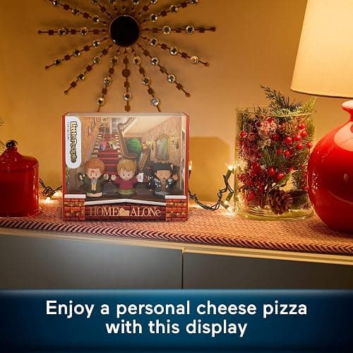 Little People Collector Home Alone Special Edition Set for Movie Fans, 3 Character Figures in a Display Package thumbnail 2