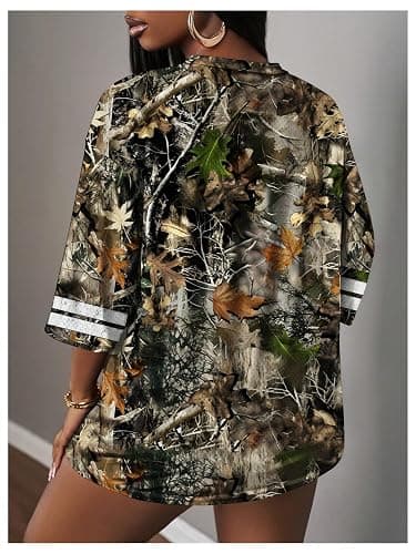 WDIRARA Women's Oversized Jersey Shirts Number Graphic Tee V Neck Half Sleeve T-Shirt Tops thumbnail 2