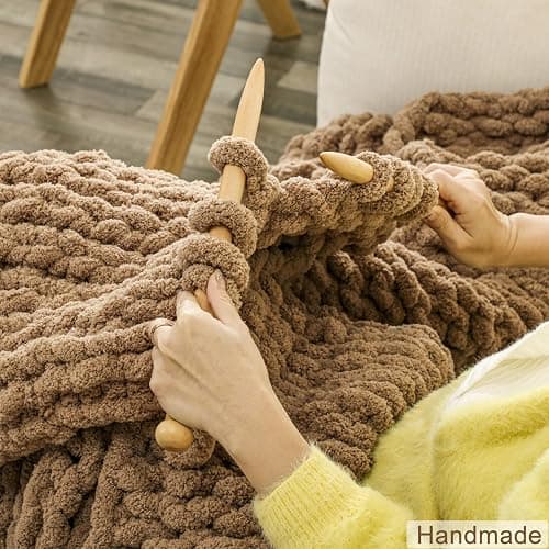 WESHIONGOO Chunky Knit Blanket Throw 51"×63" Knitted Throw Blankets for Couch Bed Fluffy Soft Blanket with Jumbo Chenille Yarn Thick 100% Handmade (Brown) thumbnail 4