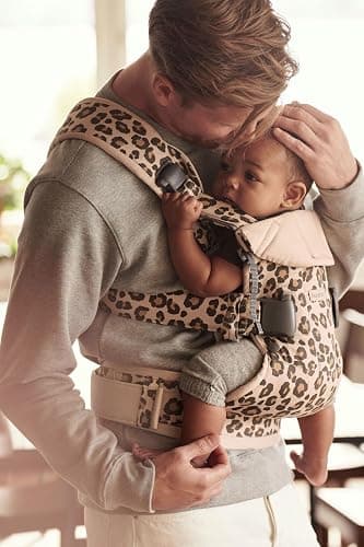 BabyBjörn Baby Carrier One, Cotton, Beige/Leopard thumbnail 2