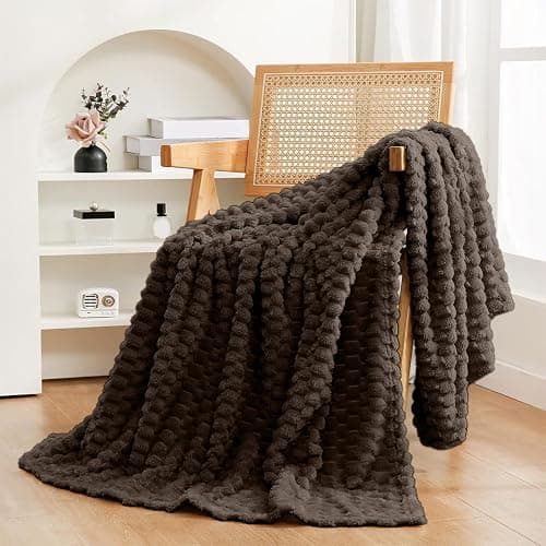 Thickened Velvet Blanket, Multifunctional Napping Cover, Soft and Warm, 100x70cm, Ideal for Students, Home, Flannel, Machine Washable, Comfortable, Stylish, Durable, Multiple Colors. thumbnail 2