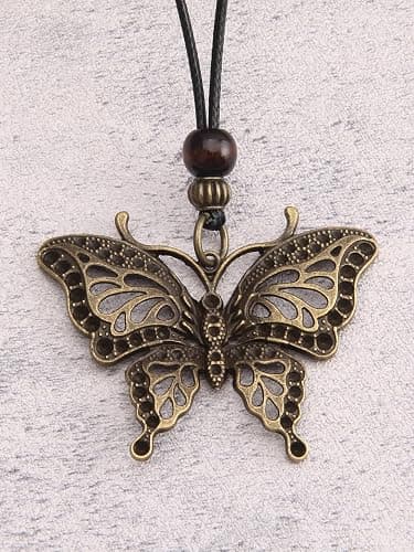 GelConnie Leather Cord Necklace Chain Multilayer Wooden Pendant Necklaces Vintage Jewelry Boho Long Sweater Necklace for Women Men thumbnail 8