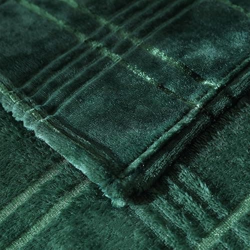 COOVA Oversized King Fleece Blanket 120x120 inches, Soft Cozy Warm Giant Extra Large 10'x10' Blanket for Bed, Sofa, Couch,Travel, Camping, California Huge Big Throw Blanket, Checkered Forest Green thumbnail 3
