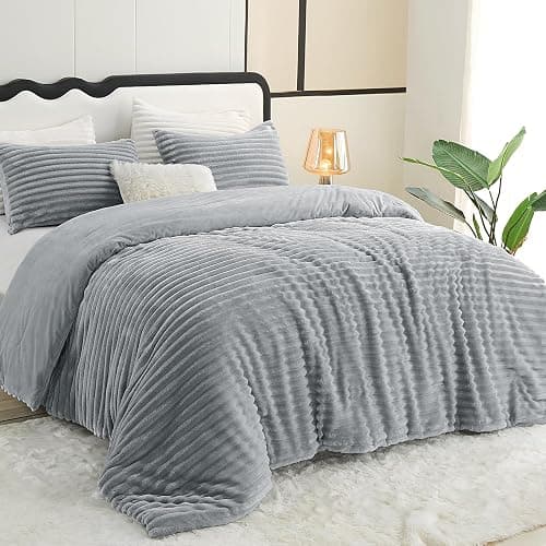 CozyLux Fluffy Queen Comforter Set - Super Soft & Warm Grey Comforter Queen Size, Winter Fleece Bedding Set, 3 Pieces Plush Fuzzy Bed Set (1 Shaggy Comforter, 2 Pillowcases) thumbnail 9