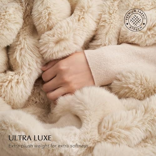 EverGrace Ultra Soft Luxury Fluffy Faux Rabbit Fur Throw Blanket, Thick Warm Bubble Throw for Bed, Cozy Plush Reversible Blankets for Couch, Chair, Sofa, Cream, 60x80 Inches thumbnail 4