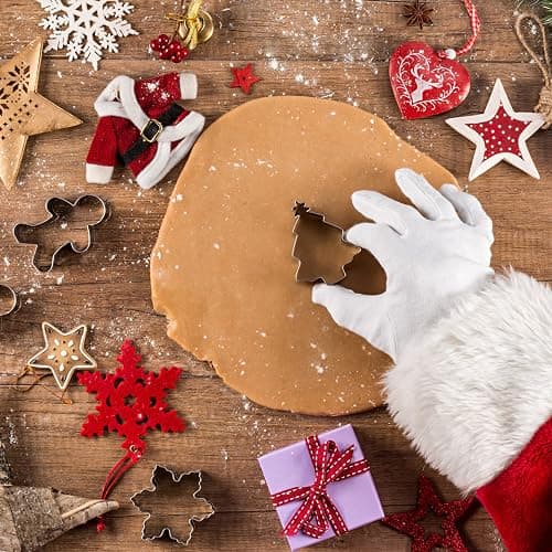 FUSOTO 6PCS Christmas Cookie Cutters, Holiday Xmas Cookie Cutters Christmas Shapes - Gingerbread Man, Snowflake, Snowman, Christmas Tree, Reindeer, Santa Face for Cookie Baking thumbnail 4