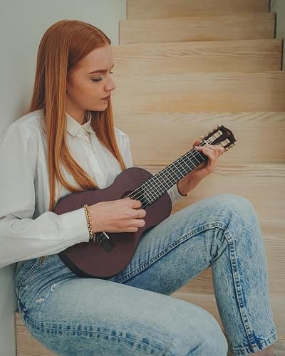 Yamaha GL Series GL1 TBS Guitalele, Tobacco Sunburst thumbnail 6