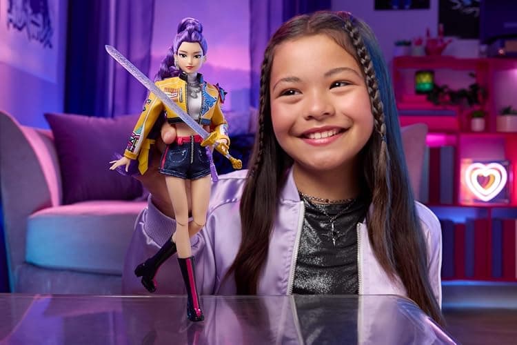 Mattel Kpop Demon Hunters HUNTR/X Rumi Fashion Doll | Wearing “How It’s Done” Performance Look, Sword Accessory​​, Inspired by the Movie thumbnail 2