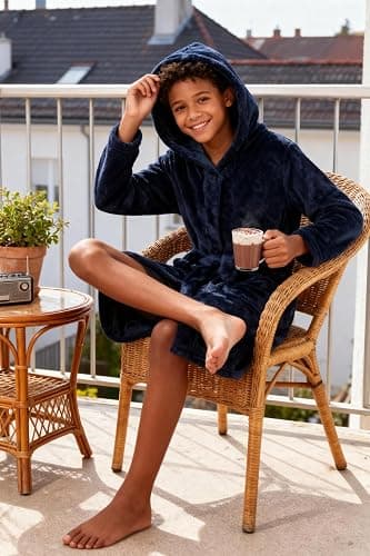 E.W Apparel Boys Fleece Robe Girls Hooded Bathrobe Toddlers Soft Fuzzy Robe for Kids thumbnail 8