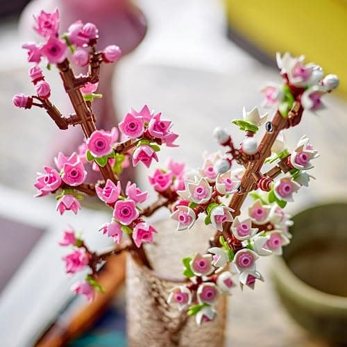 LEGO Botanicals Les Fleurs de Cerisier - Jouet de Construction de Fleurs Artificielles - Décoration Florale pour la Maison ou Le Bureau - Cadeau sur la Nature pour Fille dès 8 Ans & Ado 40725 thumbnail 2