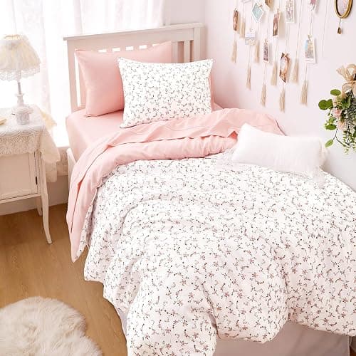 Wake In Cloud - Floral Comforter Set, Coquette Cottagecore Aesthetic Cute Flower Pattern for Women Teen Girls, Soft Lightweight Dorm Bedding, 3 Piece, Pink, Twin/Twin XL Size - Image 1