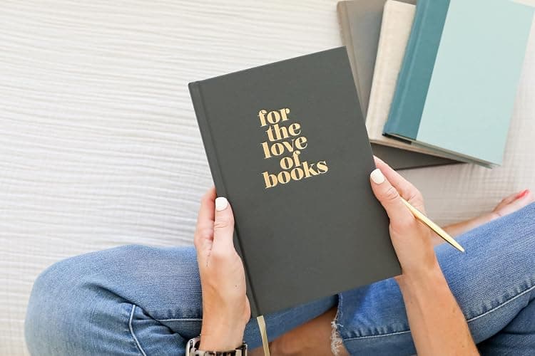 Reading Journal: For the Love of Books, A Book Journal and Planner for Book Lovers to Track, Log and Review thumbnail 5