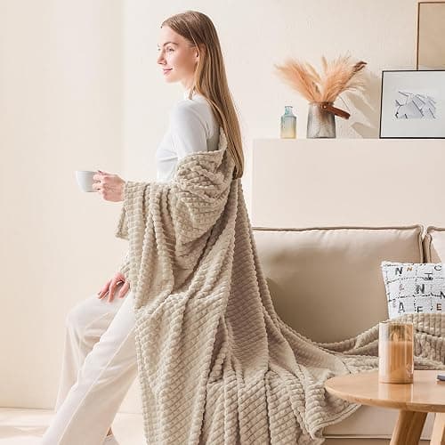 EMME Fleece Throw Blanket for Sofa, Soft, Fluffy, 3D Touch Experience, Warm Cozy Throw, Versatile Single Flannel Blanket for Bed, Couch, Sofa, Armchairs, OEKO-TEX (Beige, 130x150cm) thumbnail 7