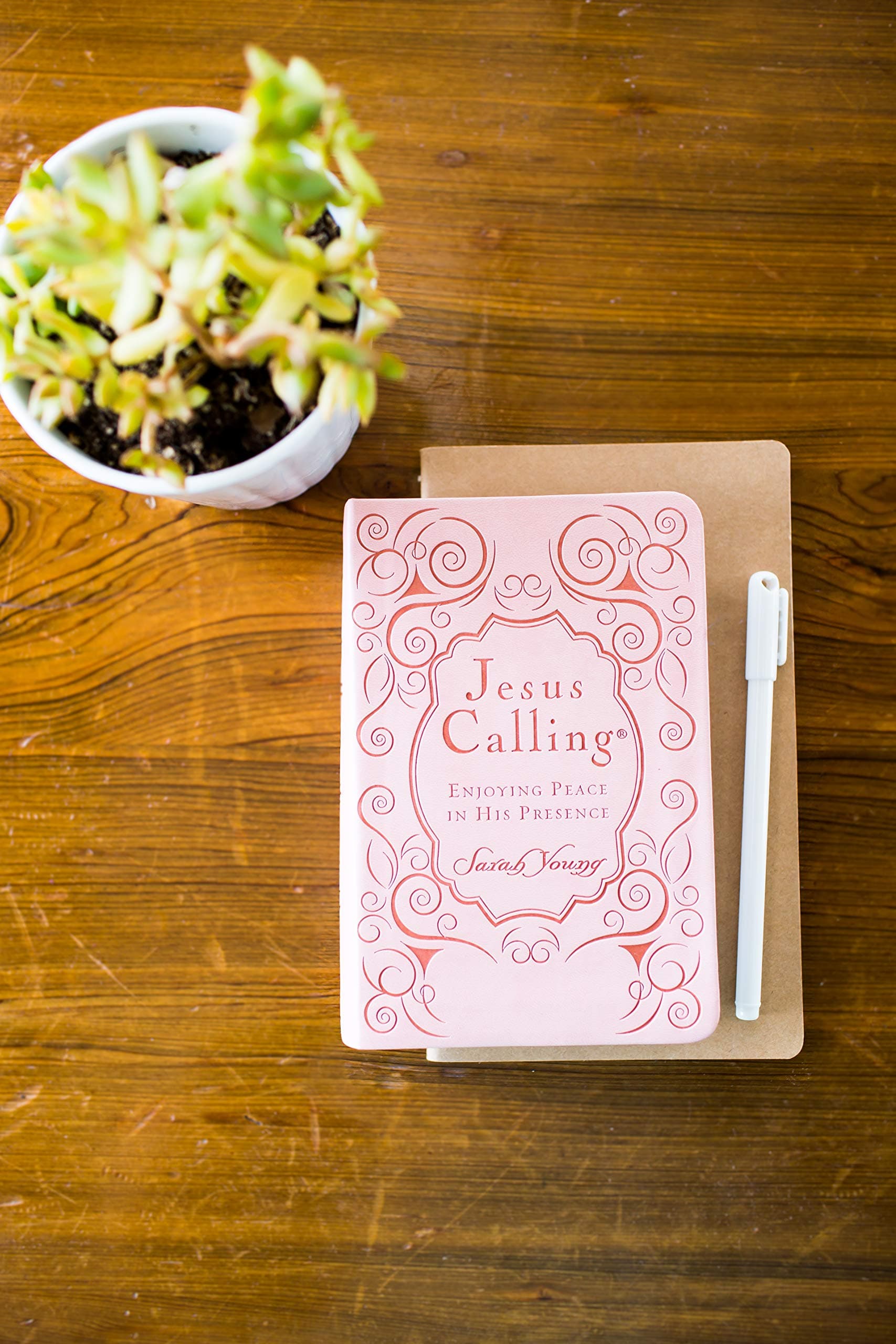Jesus Calling Deluxe Edition [Pink]: Enjoying Peace in His Presence (a 365-Day Devotional) - The Perfect Christian Christmas Gift for Women thumbnail 4