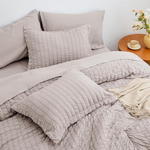 Love's cabin Seersucker Burlwood King Size Comforter Set 7 Pieces, All Season Bedding Set, King Bed in a Bag Comforter Set with Comforter, Flat Sheet, Fitted Sheet, Pillowcase and Pillow Sham thumbnail 5