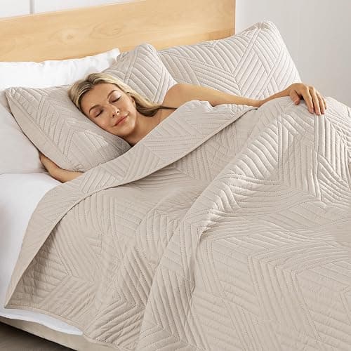 Exclusivo Mezcla Ultrasonic Twin Quilt Bedding Set, Lightweight Brich Beige Bedspreads Soft Modern Geometric Coverlet Set for All Seasons (1 Quilt and 1 Pillow Sham) thumbnail 4