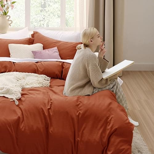 Bedsure Terracotta Duvet Cover King Size - 3 Pieces Prewashed Cotton-Like Extra Soft Bedding Set, Includes 1 Duvet Cover 104x90 Inches with Zipper Closure & 2 Pillow Shams, Comforter Not Included thumbnail 4