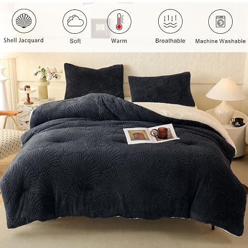 tohrisa Seashell Jacquard Sherpa Comforter Set Warm Cozy Premium Bedding 3 Pieces, Full/Queen Size Geometric Pattern Quilt Comforter with 2 Pillowcases(90"X90" Grey) thumbnail 3