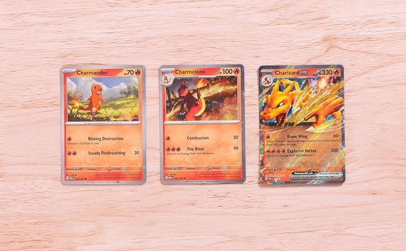 Pokémon TCG: Charizard ex Super-Premium Collection (3 Foil Promo Cards, 1 Card-Display Figure & 10 Booster Packs) thumbnail 6