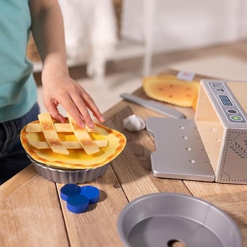 Melissa & Doug Make and Bake Pies Pretend Play Food Set and Wooden Oven with Squishy Dough for Ages 3+ - FSC Certified thumbnail 8