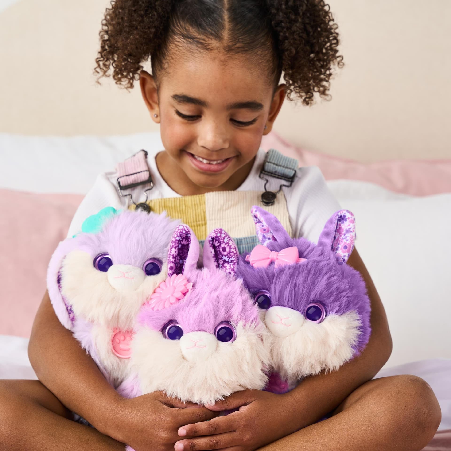 ScruffaLuvs Bunny Scruffs - Mystery Plush Toy, 14cm (5.5") Tall - Wash to Reveal a Bunny Scruff, Includes (29cm) 11.4" Deluxe Pet Carrier. Styles May Vary thumbnail 9