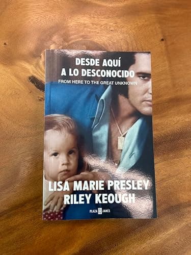Lisa Marie Presley. Desde aquí a lo desconocido / From Here to the Great Unknown: Memoir (Spanish Edition) thumbnail 7