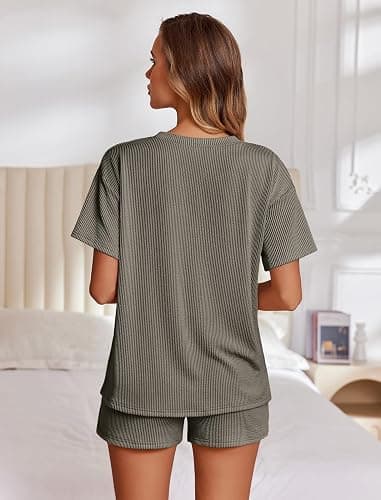 Ekouaer Womens Pajama Sets Short Sleeve Lounge Sets 2 Piece Pjs Tops and Shorts Outfits Matching Loungewear with Pockets thumbnail 4