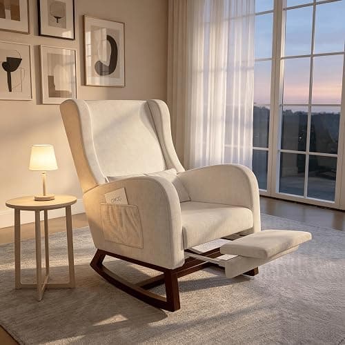 HYNHXBP Fauteuil à Bascule, avec accoudoirs et Poches latérales, Chaise d'allaitement Ergonomique avec Coussins, Structure en Bois Massif, Chaise Longue pour Salon ou Chambre (Beige + Velours Givré) - Image 1