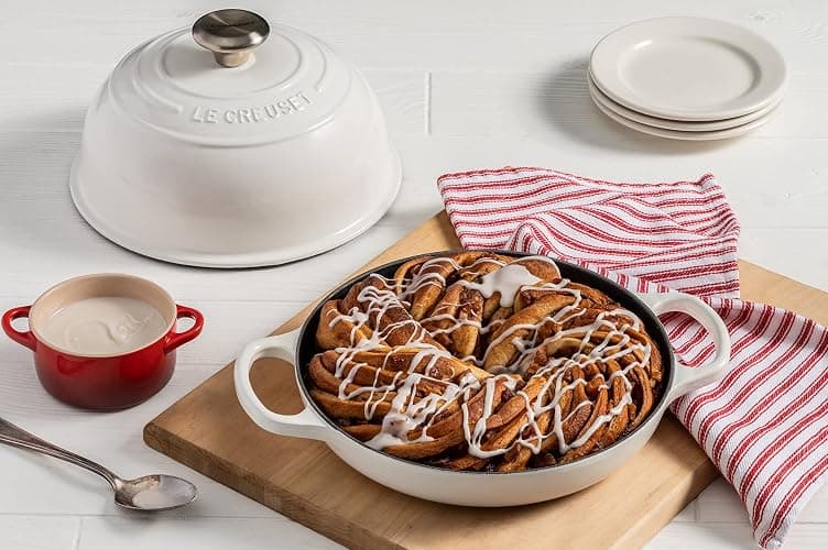 Le Creuset Enameled Cast Iron Signature Round Bread Oven, 9.5", Peche thumbnail 2