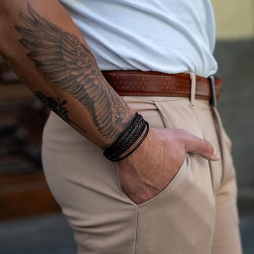 SERASAR Premium Echtlederarmband für Männer in Schwarz & Braun | Verschiedene Längen | Magnetverschluss aus Edelstahl | Inklusive Schmuckschachtel | Tolles Geschenk für Männer thumbnail 5
