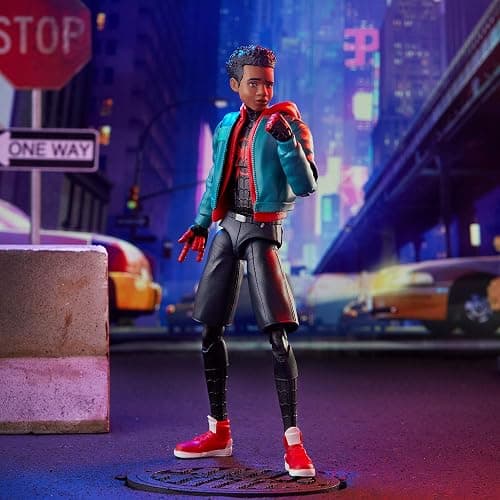 Hasbro Marvel Legends Series Spider-Man: Into The Spider-Verse Miles Morales 6-inch Collectible Action Figure Toy thumbnail 6
