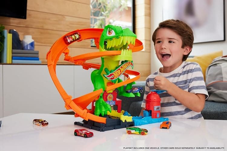 Hot Wheels Toy Car Track Set, City T-Rex Blaze Battle Playset & 1:64 Scale Die-Cast Vehicle, 18” Tall, Multiple Race Outcomes, Spinning Dinosaur Eyes thumbnail 2