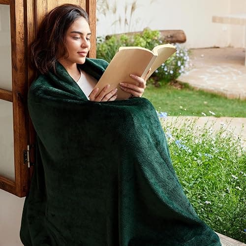 Exclusivo Mezcla Fleece Throw XL Blanket for Couch, Sofa, Super Soft and Warm Forest Green Blankets, All Season, Cozy, Plush, Lightweight, 50x70 Inches thumbnail 3