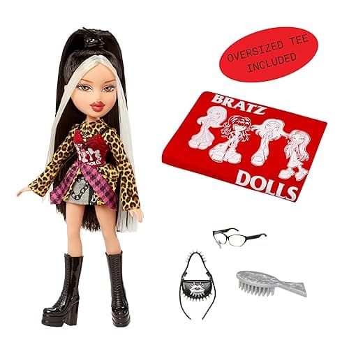Bratz Stylin' Jade Fashion Doll with Customizable T-Shirt for You and Accessories thumbnail 4