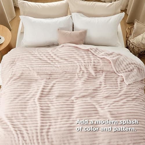 Bedsure Fluffy Fleece Blanket King Size for Bed - Soft Cosy Warm Blankets, Soft Cute Double Size Throw Gifts for Women and Girls, Crystal Pink, 230x270 cm thumbnail 5